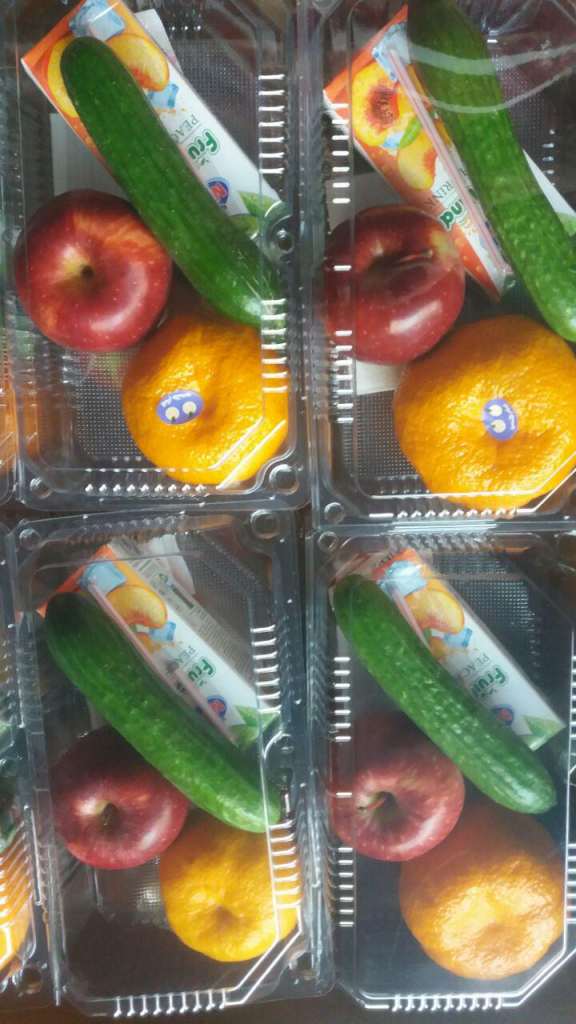 پک میوه پذیرایی