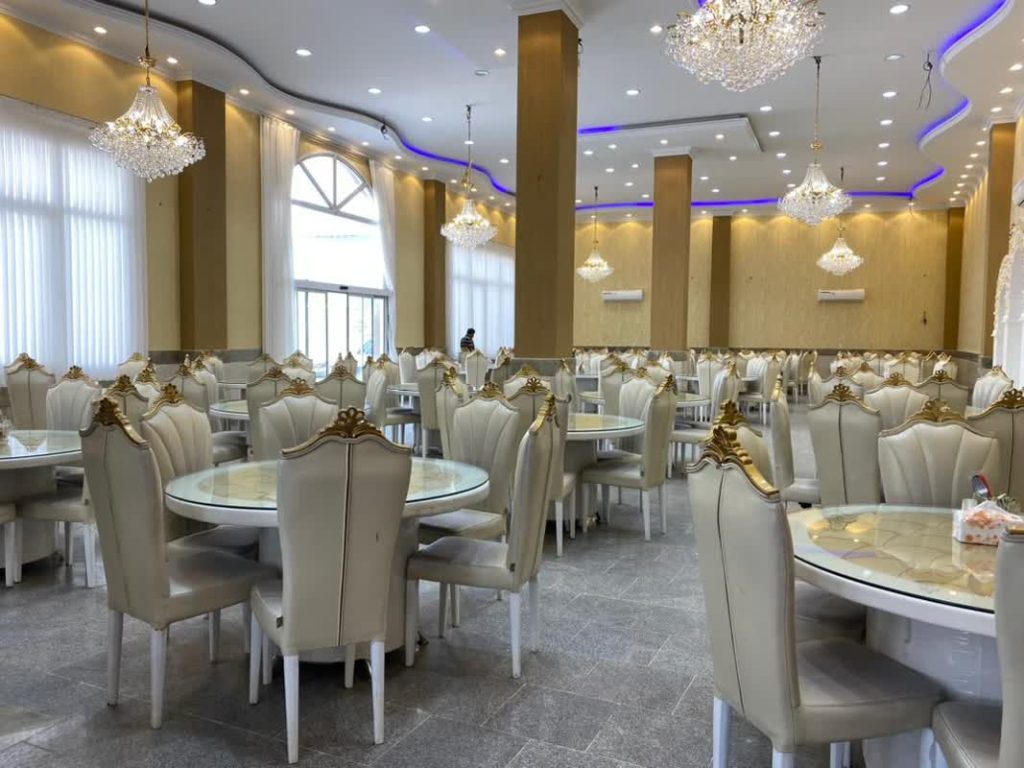 تالار پذیرایی قصر جوان