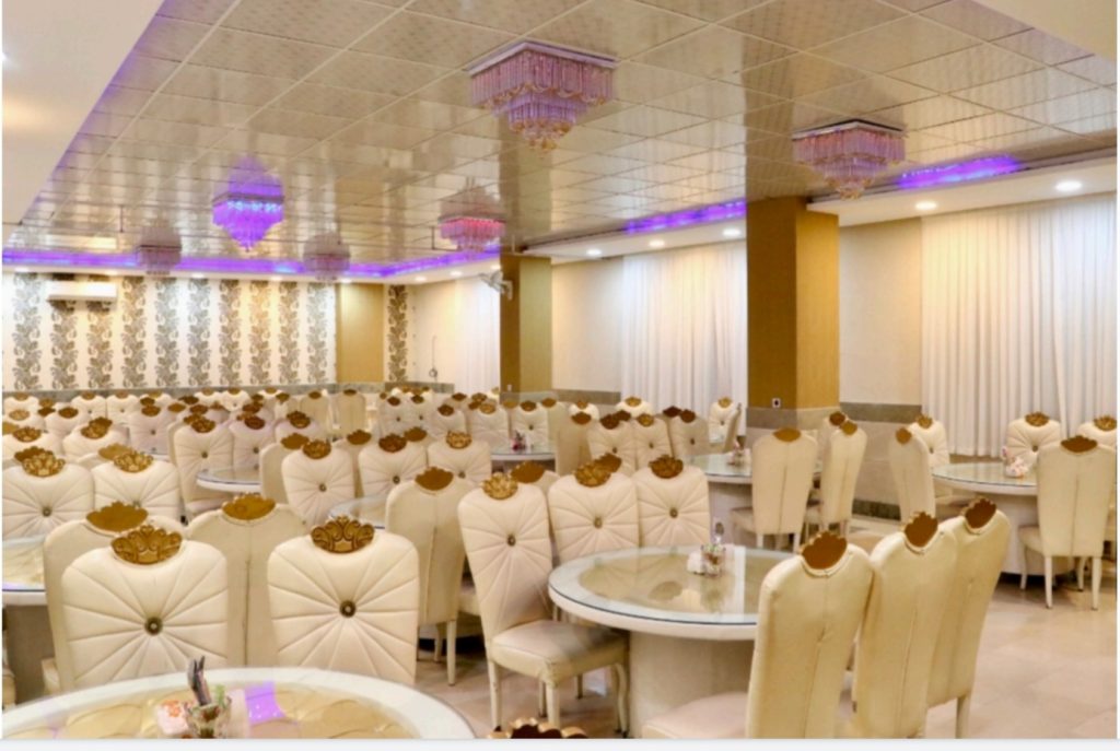 تالار پذیرایی قصر جوان