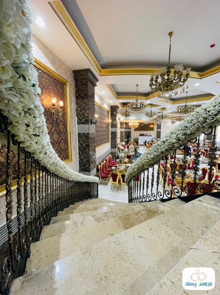 نمای داخلی تالار قصر زرین